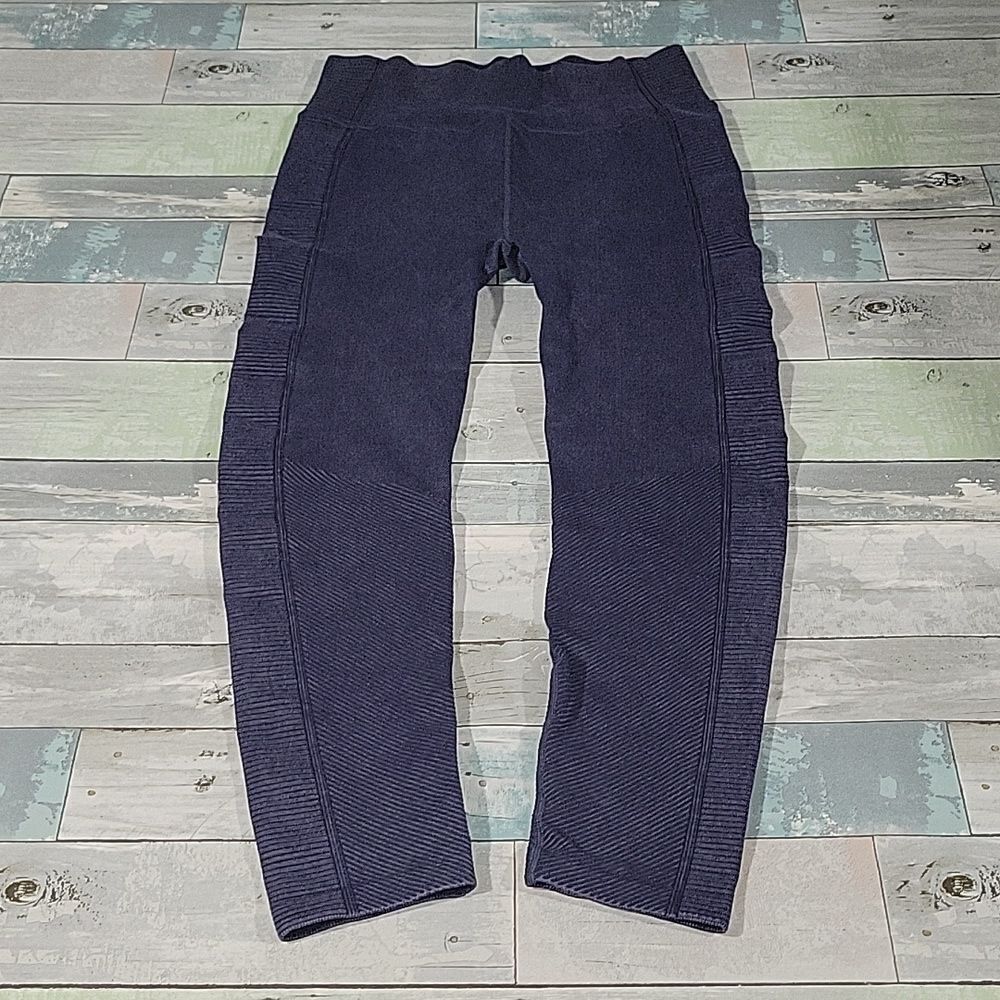 Harmony & Balance Bkue Yoga Pants size Small